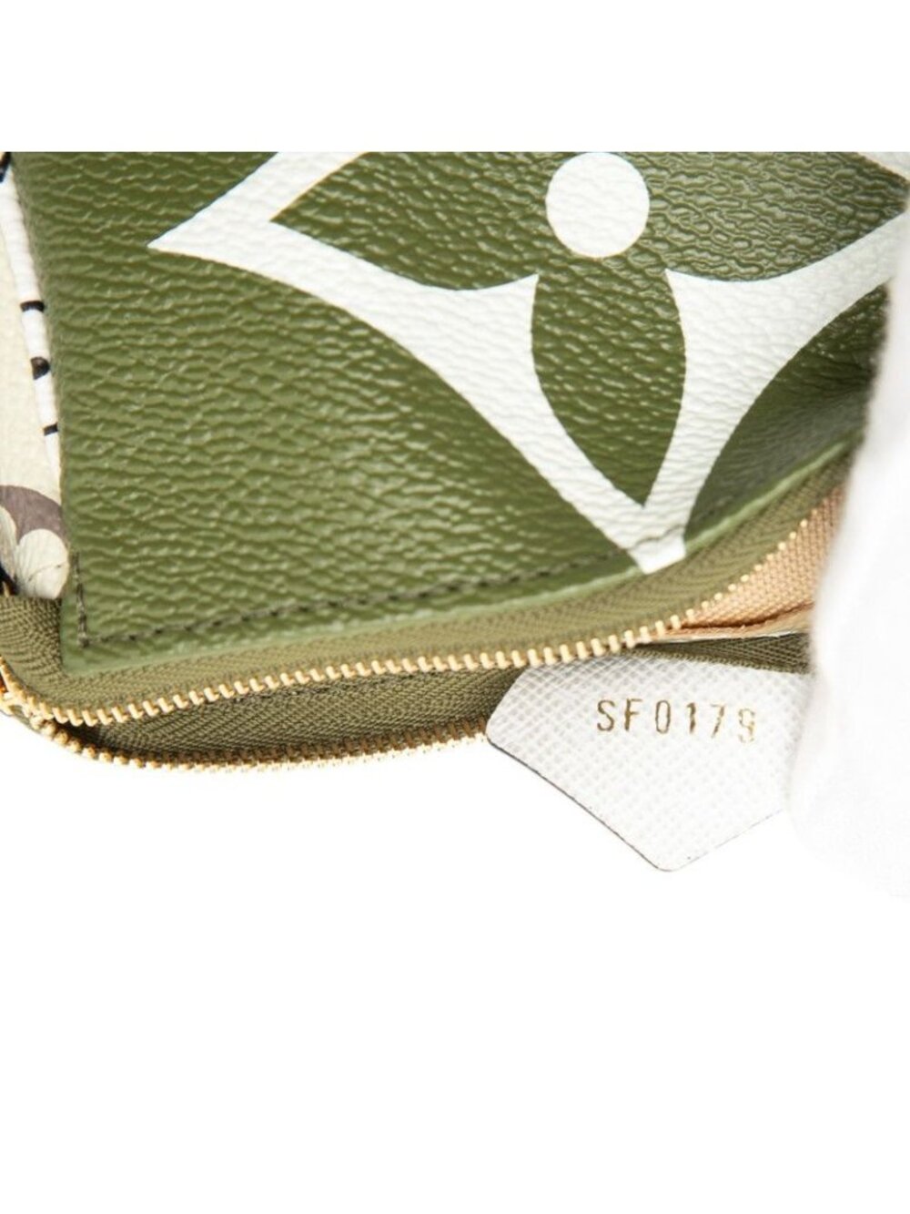 Louis Vuitton Monogram Giant Mini Pochette Accessoires Pouch Beige Green Ivory - Picture 6 of 7